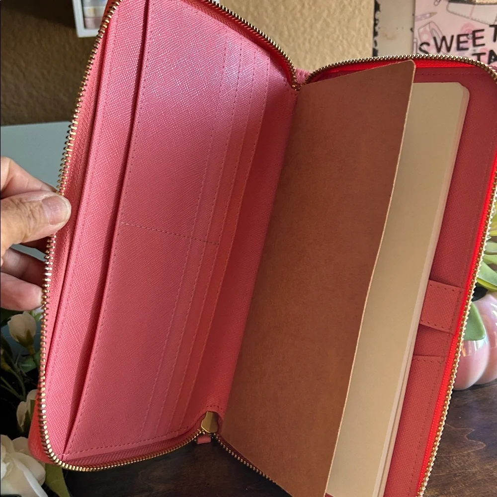 🎀Pink Coral Cover Weeks Neorah 1969 Zipper Planner ✨1 insert Vegan